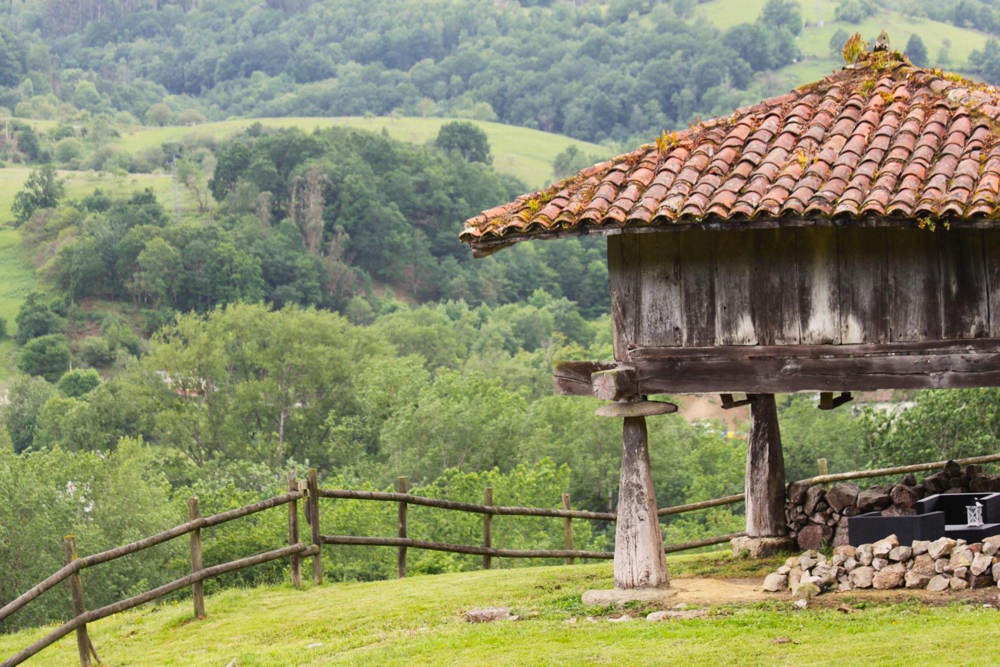 Casa Rural La Collada Sorribas (Parres) Exterior foto